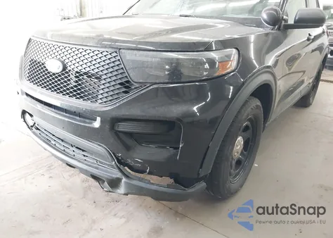 2020 Ford Police Interceptor z USA, uszkodzony, nr VIN 1FM5K8AB2LGC01209